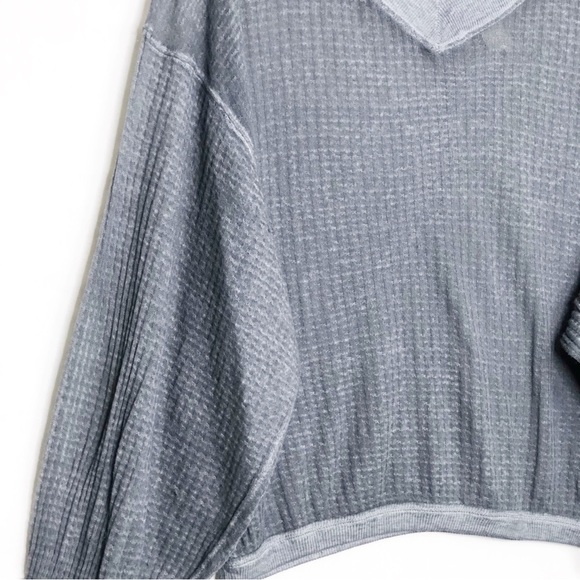 Free people with a free, gray, sheer oversized top - Picture 5 of 12